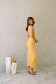 Backless Aluer Dress